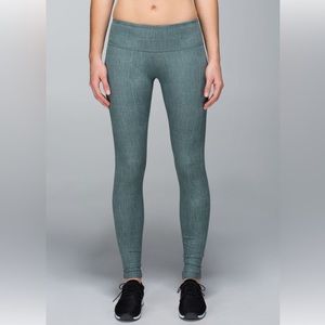 Lululemon Wunder Under tights 6